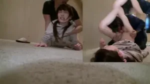 นักเรียนญี่ปุ่นบริสุทธิ์โดนหลอกเย็ดหีครั้งแรก จับบังคับดูดควยแรงๆ แล้วเย็ดท่าหมาจนหีพัง