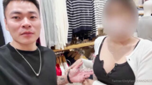 โอลี่แฟน jeans2022 น้องยีนส์ล่อเสียวกับพี่เบส zxvipxx โดนพามาเดินเที่ยวก่อนกลับห้องไปจัดกันแบบไม่ยั้งเลยจนน้ำแตกร้องครางลั่น